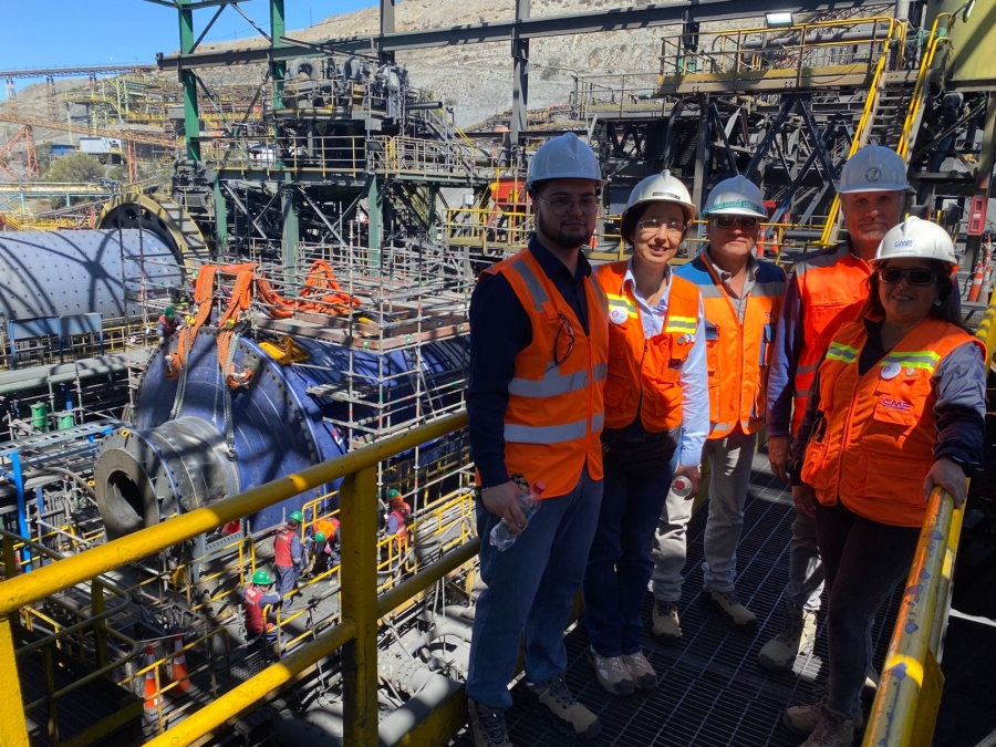 Reunión y visita en terreno a Minas El Romeral, instalación molino 2